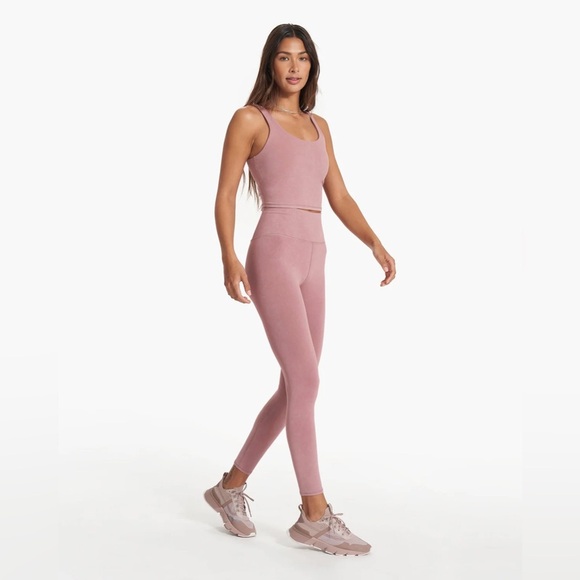 Washed Studio Performance Leggings - Picture 6 of 7